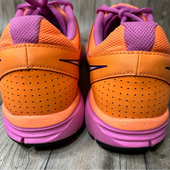 Nike Orange and Purple Athletic Shoes - Picture 7 of 10